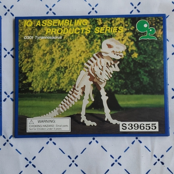 NWT 3 Dino Puzzles - Picture 7 of 9